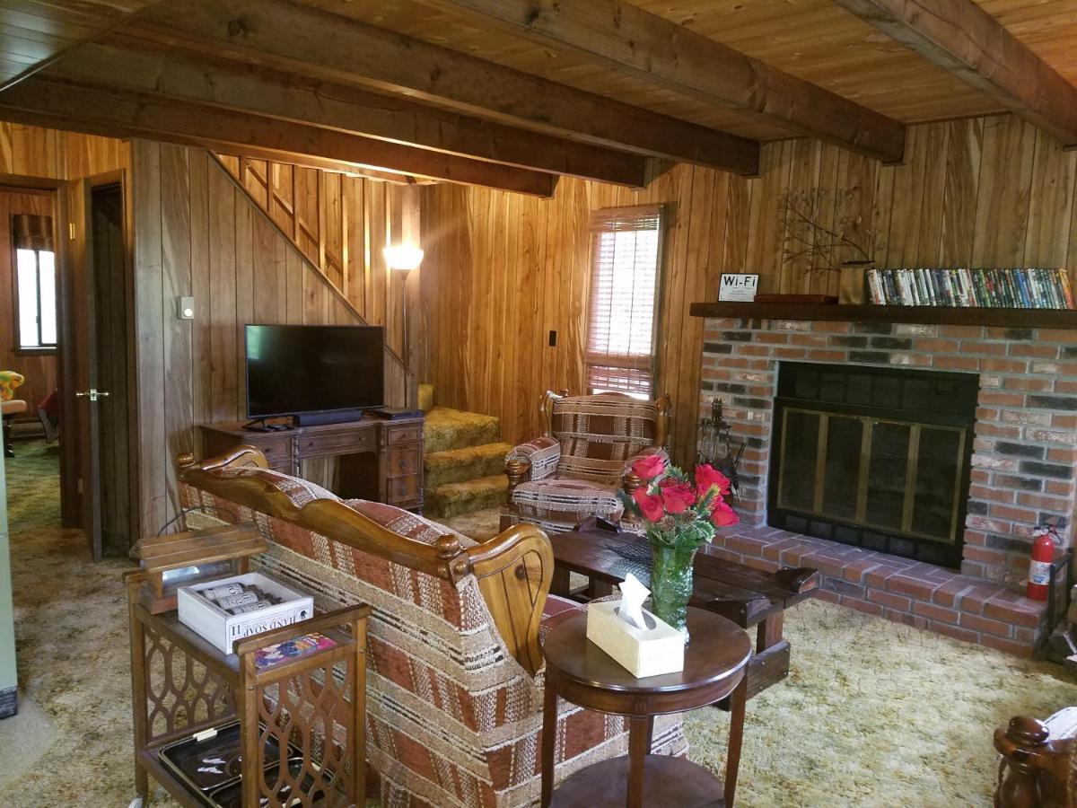 Saw Creek Cabin - Regent Hilltop ブッシュキル エクステリア 写真